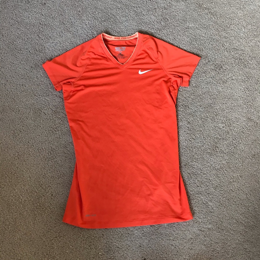 Nike t-shirt